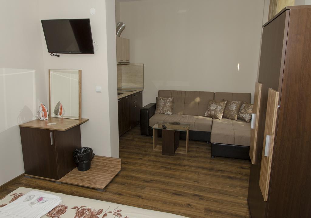Guest House Anelim Veliko Tărnovo Cameră foto