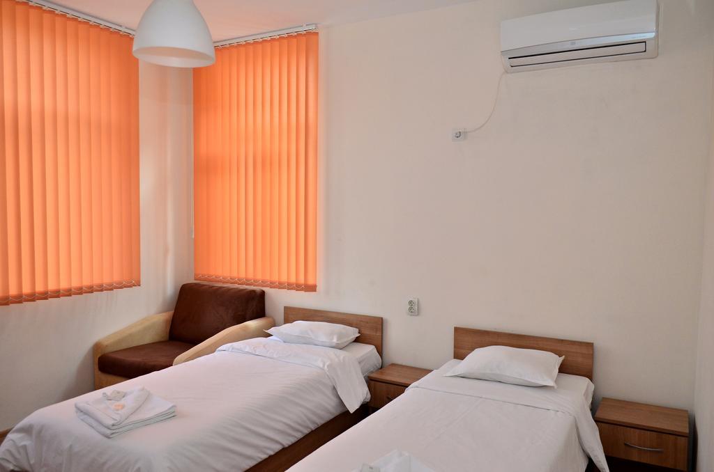 Guest House Anelim Veliko Tărnovo Exterior foto